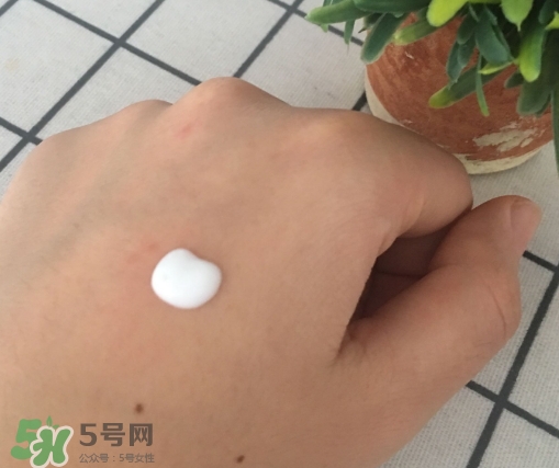 高姿勻凈透亮萃白禮盒多少錢？高姿勻凈透亮萃白禮盒價格