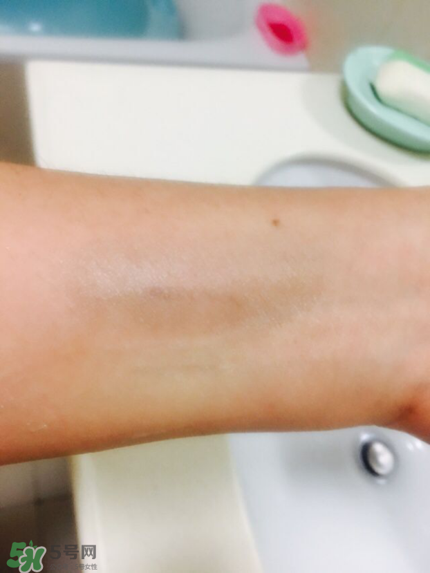 飄柔微米凈透系列綠色和紅色區(qū)別？飄柔微米凈透系列怎么用