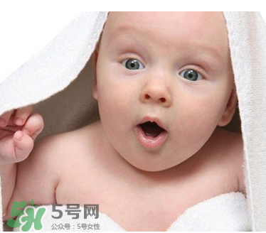 嬰兒吐奶和奶粉有關(guān)系嗎？嬰兒吐奶需要換奶粉嗎？