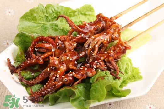 鐵板魷魚怎么做好吃？鐵板魷魚使用了什么香料