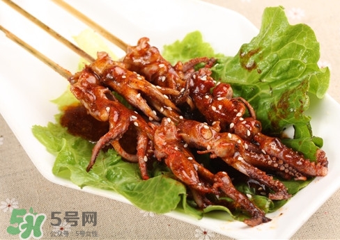 鐵板魷魚一串成本多少？魷魚怎么做好吃