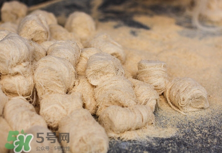 龍須糖多少錢一盒？龍須酥和龍須糖的區(qū)別