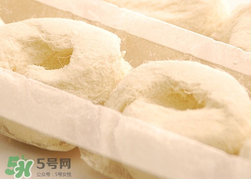 做龍須糖麥芽糖怎么熬？龍須酥怎么吃