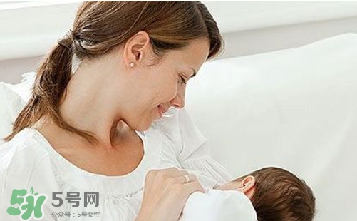 哺乳期可以貼三伏貼嗎？哺乳期貼三伏貼會(huì)影響寶寶嗎？