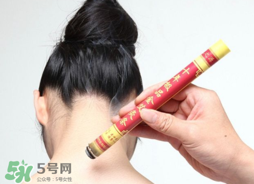 艾灸條和艾灸貼哪個好？艾灸好還是艾灸貼好？