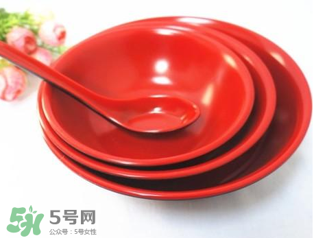 仿瓷碗有毒是謠言嗎？仿瓷碗怎么使用會(huì)有毒呢？