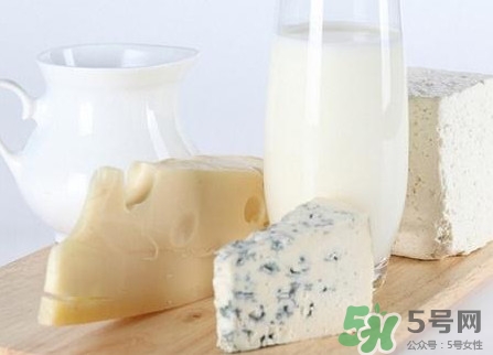 純牛奶什么時候喝最好？純牛奶哪個牌子好