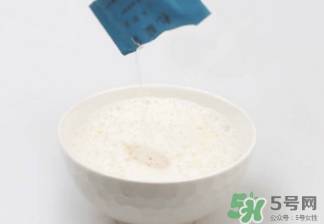 用酸奶機(jī)怎么做酸奶？自制酸奶怎么做好吃