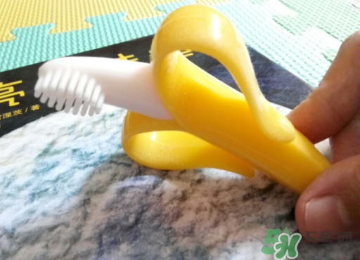 Baby banana香蕉寶寶牙膠好用嗎？Baby banana香蕉寶寶牙膠怎么樣？