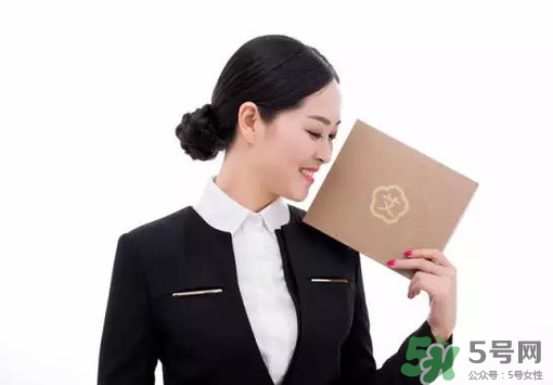 艾艾貼可以貼肚臍眼嗎？艾艾貼貼肚臍有什么作用？