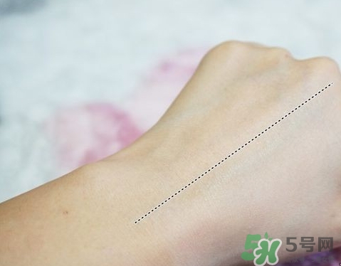 hanskin韓斯清素顏霜多少錢？hanskin韓斯清素顏霜怎么用