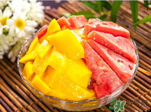 西瓜和冰淇淋能一起吃嗎？吃完冰淇淋可以吃西瓜嗎？