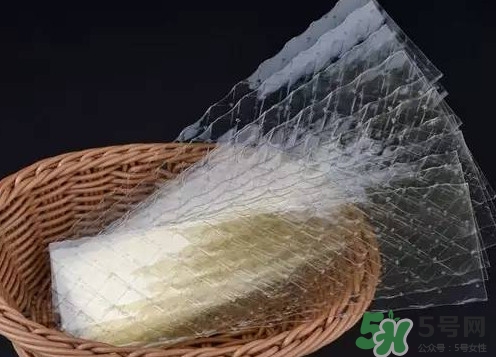 吉利丁片用冷水泡多久？吉利丁片做果凍的比例