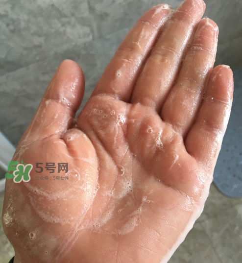 貝蜜清凈痘控油潔面啫喱怎么樣？貝蜜清祛痘控油潔面啫喱好用嗎？
