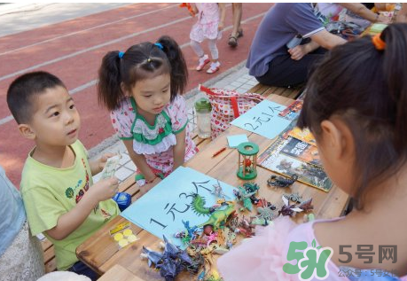 寶寶不去幼兒園怎么辦？寶寶不去幼兒園哭鬧怎么勸導(dǎo)？