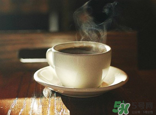 三伏天喝熱水能驅(qū)寒嗎？三伏天為什么喝熱水？