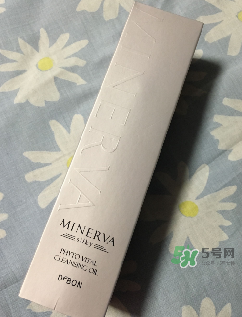 蝶妝卸妝油怎么樣？蝶妝卸妝油好用嗎？