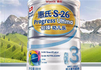 惠氏鉑臻和啟賦哪個(gè)好？惠氏奶粉鉑臻和啟賦怎么選？