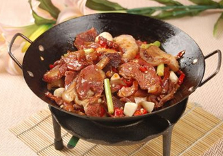 三伏天能吃狗肉嗎？三伏天吃肉狗好嗎？