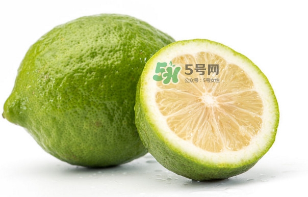 青檸檬可以直接吃嗎？青檸檬可以用開(kāi)水泡嗎