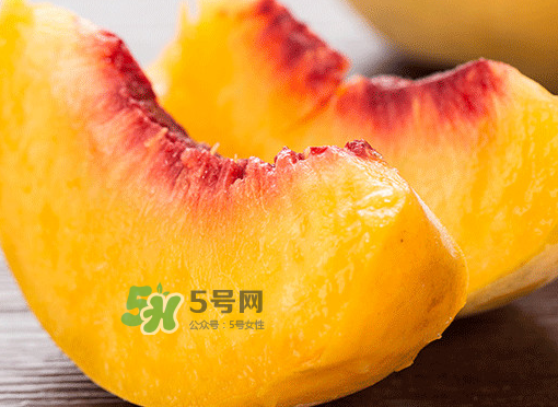 黃桃果肉是什么顏色？黃桃果肉為什么是紅的？