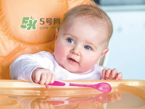 寶寶什么時(shí)候可以吃油？寶寶能吃油嗎？
