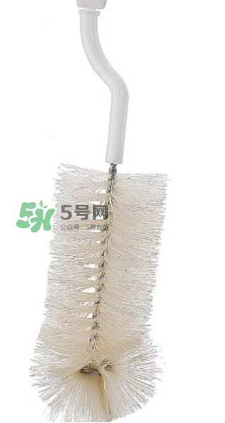 奶瓶刷尼龍的好還是海綿的好？洗奶瓶的正確方法