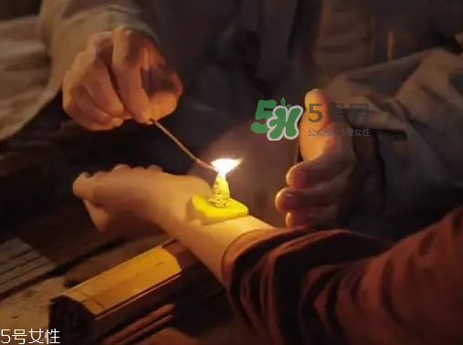 ?三伏天為什么要艾灸？?三伏天為什么要做灸？