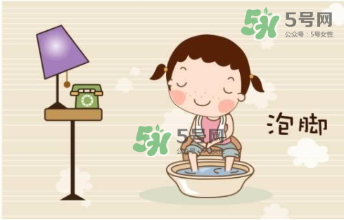 三伏天用什么泡腳最好？三伏天用什么泡腳去濕氣？