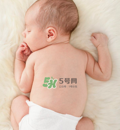 寶寶暑熱癥的癥狀 寶寶暑熱怎么辦？