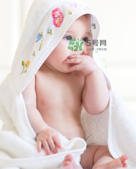 寶寶夏季腹瀉怎么辦？寶寶夏季腹瀉的注意事項(xiàng)