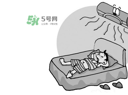 開空調(diào)為什么要放一盆水？開空調(diào)要放一盆水嗎？