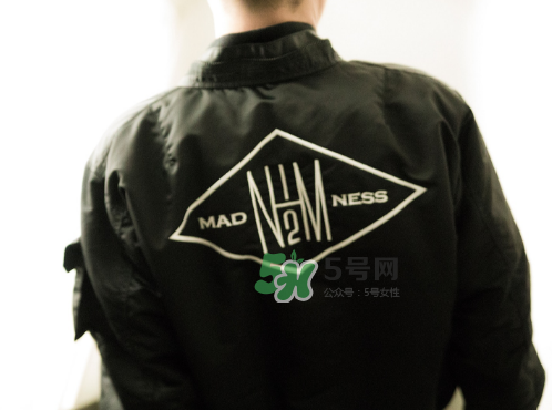 n.hoolywood與madness三周年聯(lián)名系列在哪買_什么時候發(fā)售？