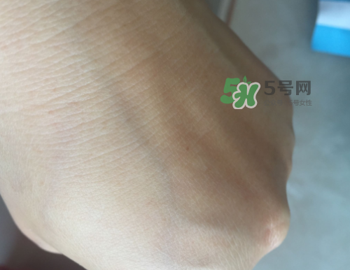 透真玻尿酸保濕精華液怎么樣？透真玻尿酸保濕精華液好用嗎？
