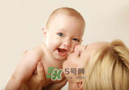 寶寶口腔潰瘍吃什么好？寶寶口腔潰瘍吃什么好得快？