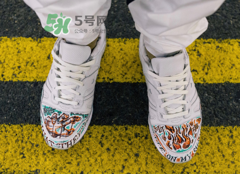 saucony與tblake聯(lián)名涂鴉小白鞋怎么買_在哪買？