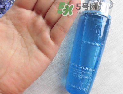 蘭蔻清瀅嫩膚水怎么樣？蘭蔻清瀅嫩膚水好用嗎？