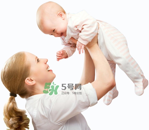 坐月子洗澡能搓澡嗎？坐月子洗澡注意事項