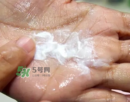 親潤孕婦護膚品怎么樣？親潤豆乳補水系列好用嗎？