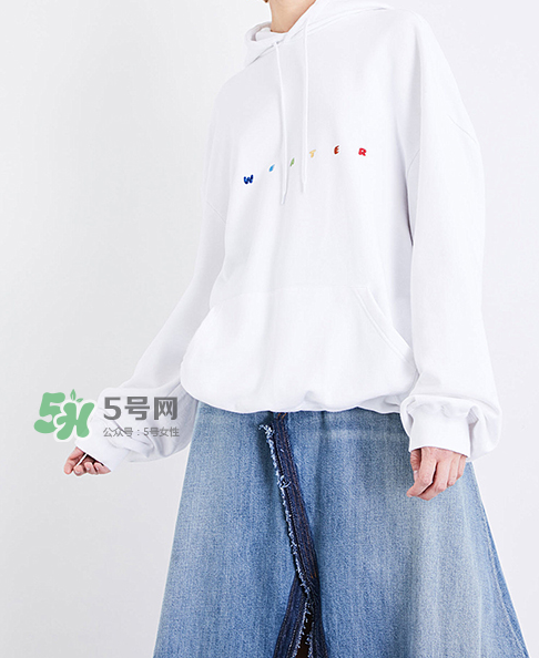 vetements sweater衛(wèi)衣多少錢_在哪買？