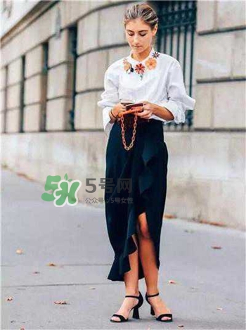 襯衣怎么扎進褲子里？襯衣扎進褲子里的時尚穿法