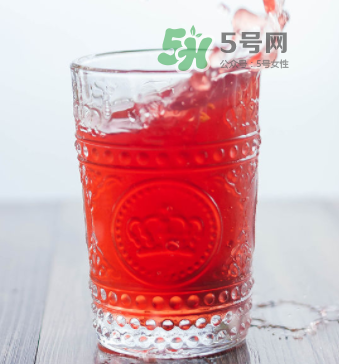 中暑能喝酸梅湯嗎？酸梅湯中暑能不能喝？