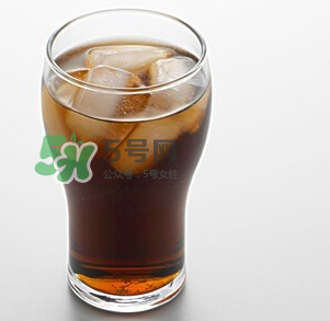 碳酸飲料放冰箱冷凍爆炸 碳酸飲料能放冷凍層嗎？