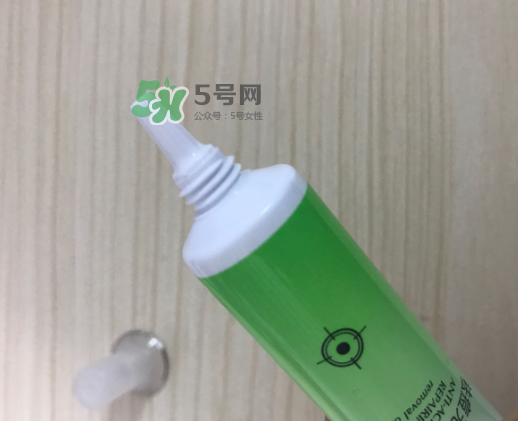 雪完美祛痘精華怎么樣？雪完美祛痘精華好用嗎？