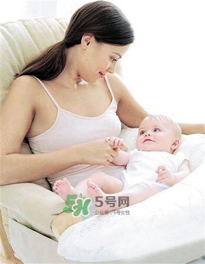坐月子吃素應(yīng)該吃什么？吃素坐月子怎么坐？