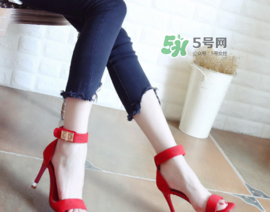 閏六月給老婆買什么？閏六月為什么要給老婆買紅鞋？
