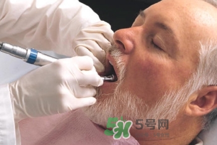 牙齒松動(dòng)吃什么藥有效？牙齒松動(dòng)是缺鈣嗎