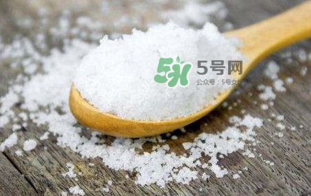 一天吃多少鹽合適？鹽吃多了有什么危害