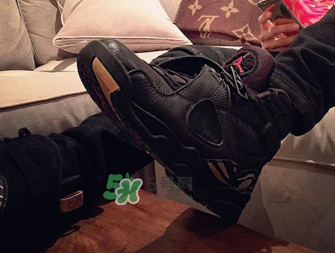air jordan 8 retro ovo多少錢？ovo與aj8合作款什么時(shí)候發(fā)售？