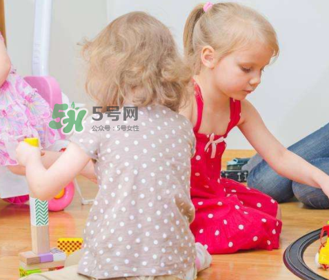 孩子在幼兒園被咬了怎么辦？孩子在幼兒園受傷怎么辦？